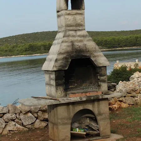 Seaside House For Families With Children Cove Sveti Ante, Pasman - 8499 Kraj (Zadar)